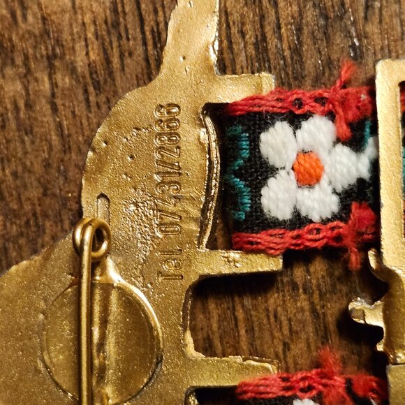 VINTAGE 1980 4 Service Battalion Medal Lederhosen German - Picture 5 of 5